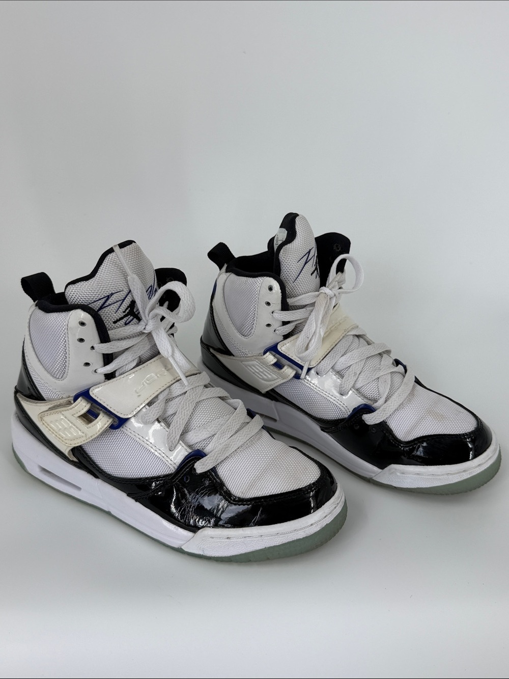 Jordan Flight 45 High Top Sneakers Boys' White Black Blue DC2600-100 Size 5.5Y